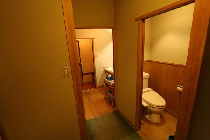 Clean Restrooms