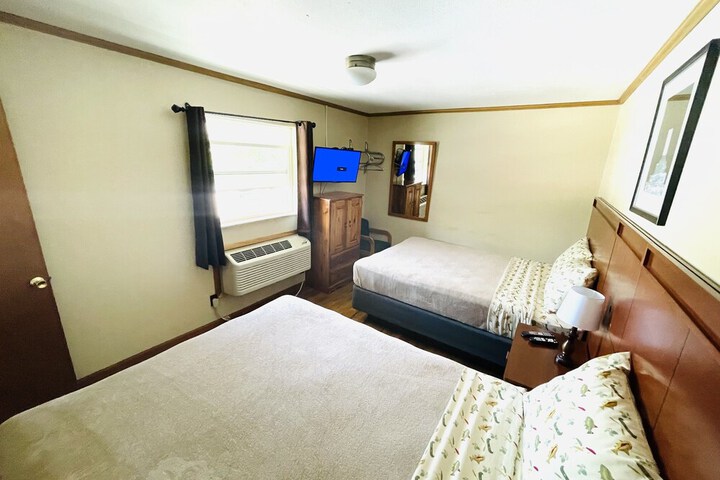 Room 21 of 82