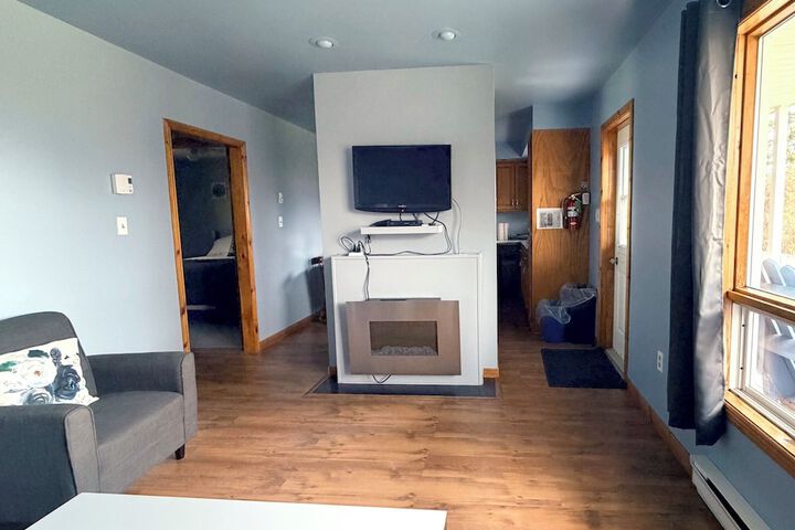 Room 100 of 132