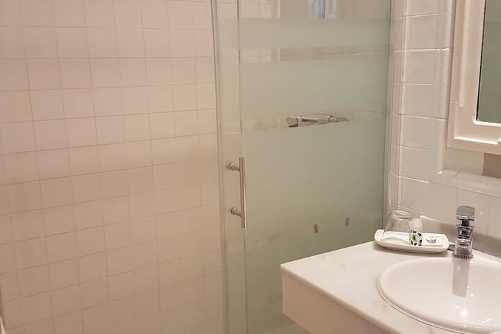 Bath Interior