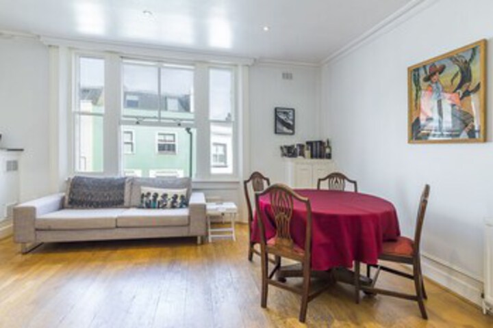 Room 15 of 40