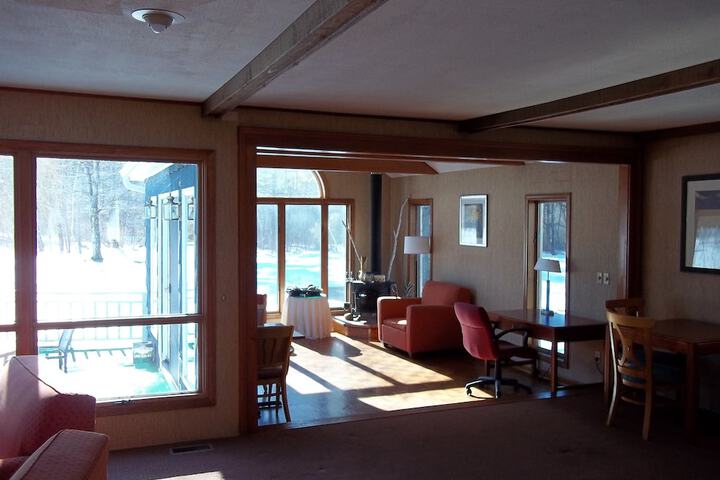 Hotel Interior 8 of 81