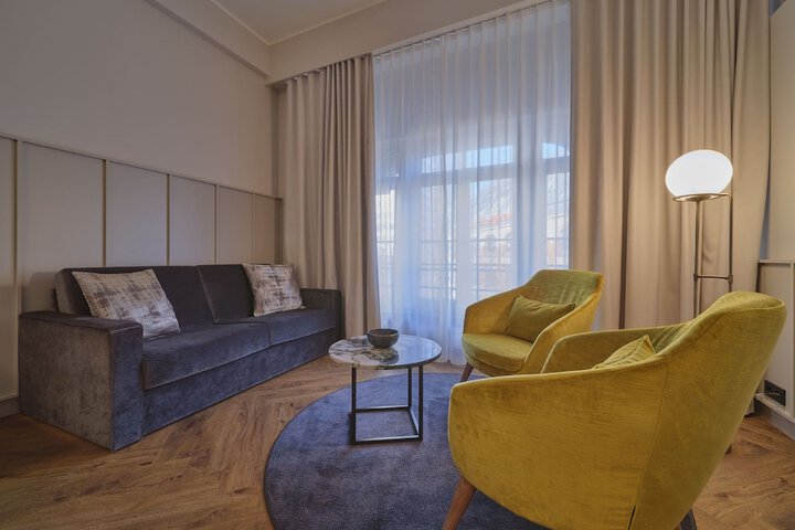 Room 31 of 57