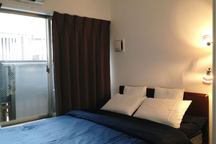 Room 13 of 50