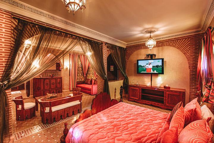 Room 26 of 63