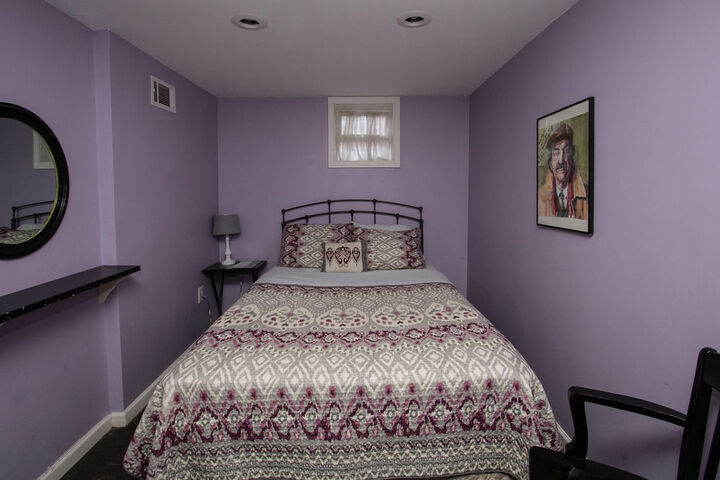 Room 19 of 43