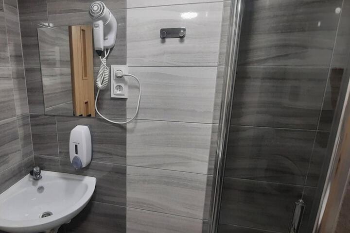 Room 129 of 159
