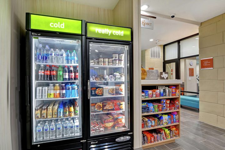 Snack bar