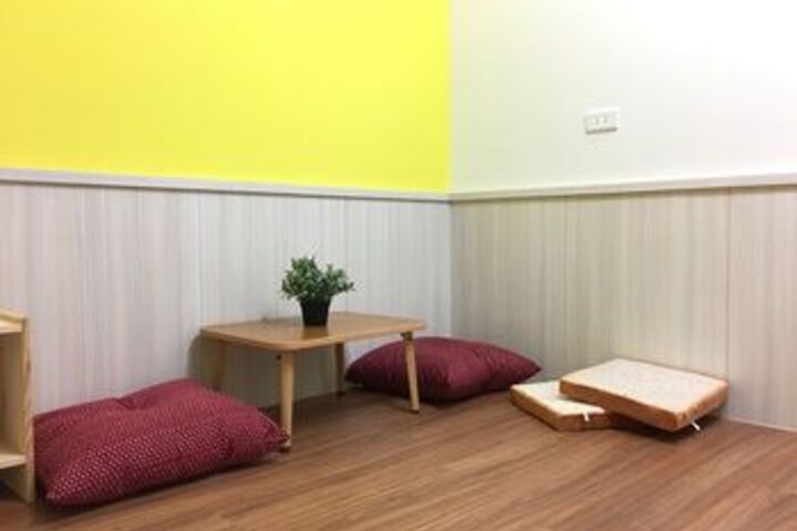 Room 25 of 34
