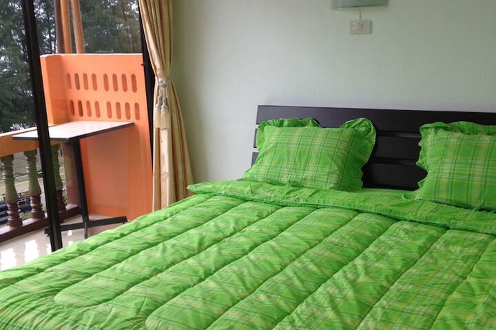 Room 10 of 21