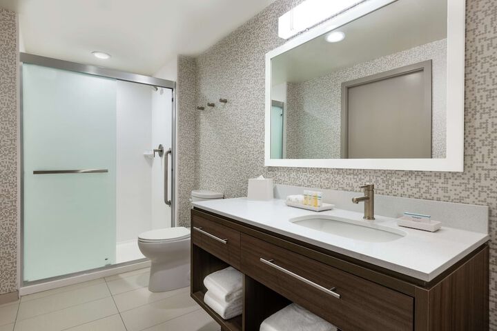 Bathroom shower