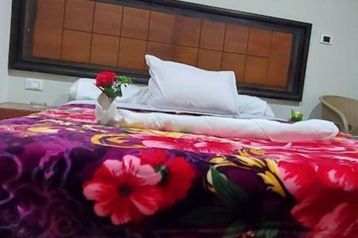 Room 3 of 61