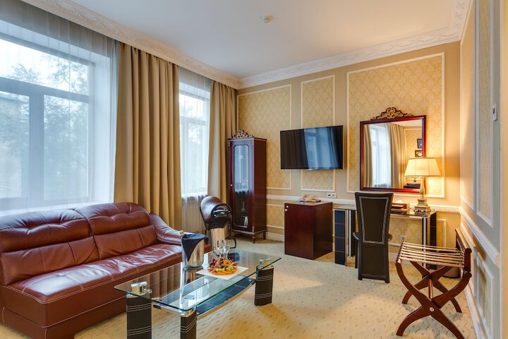Room 15 of 78
