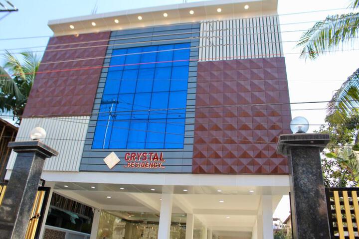 Hotel Crystal Residency