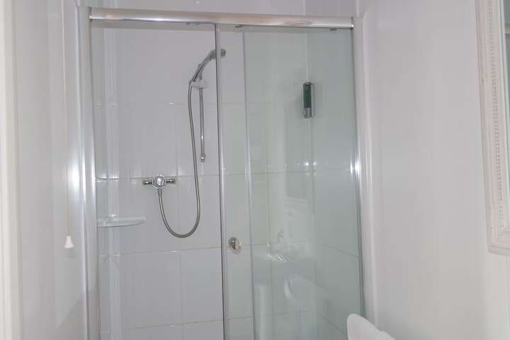 Room 126 of 160