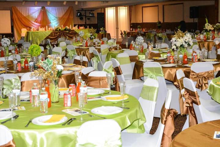 Banquet hall
