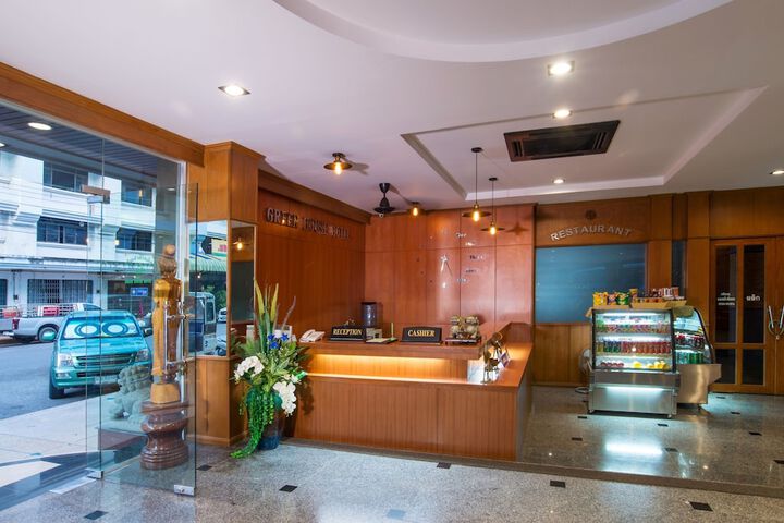 Hotel 3 of 35
