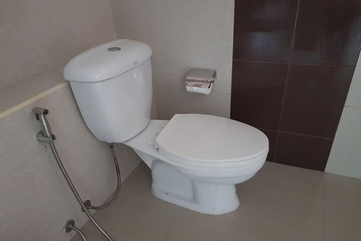 Room 30 of 49
