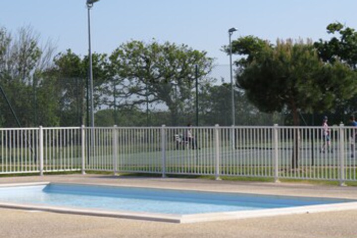 Pool 19 of 36