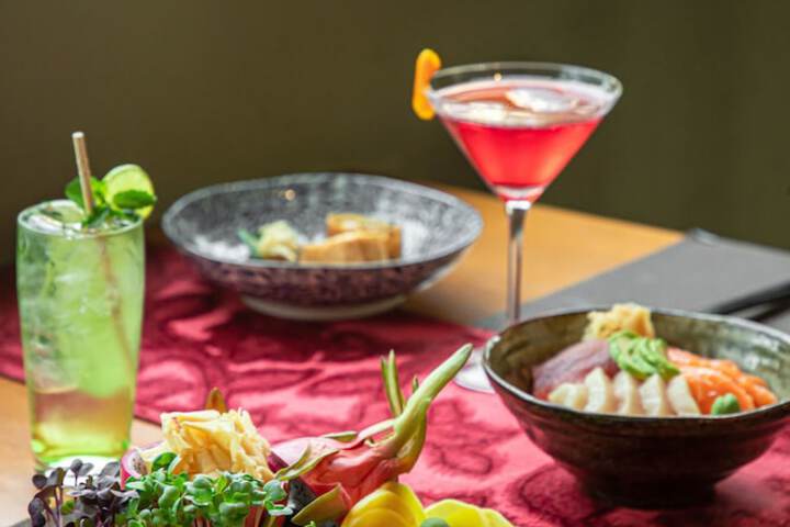 Dining 86 of 156