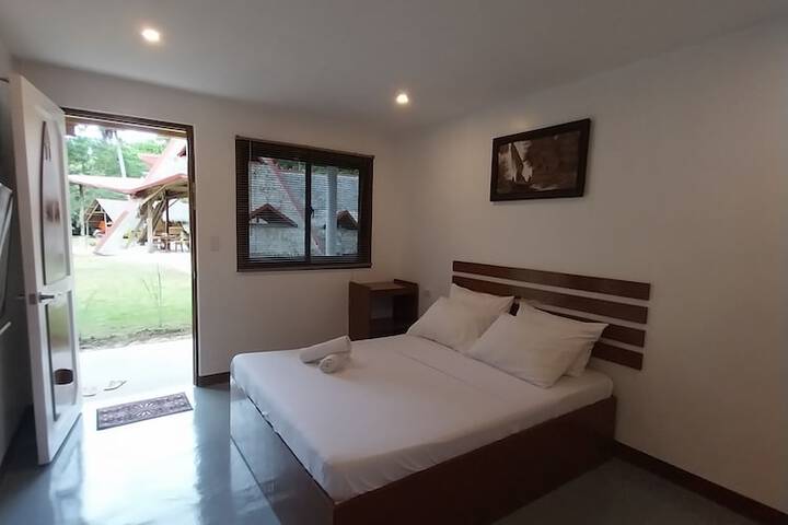 Room 14 of 49