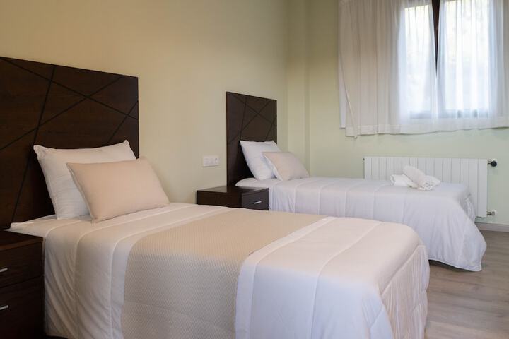 Room 5 of 22