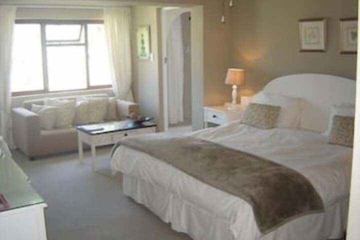 Room 16 of 75