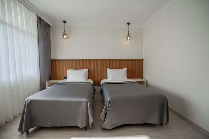 Room 15 of 31