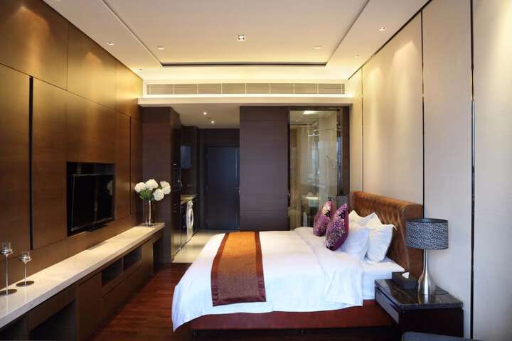 Room 6 of 26