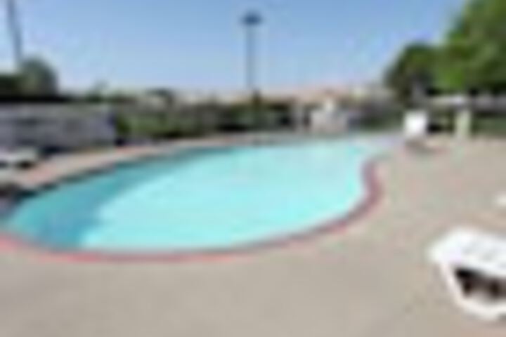 Pool 65 of 105