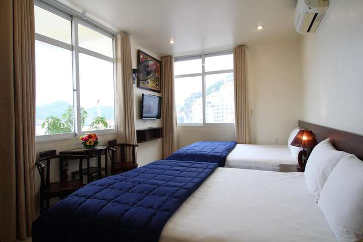 Room 10 of 47