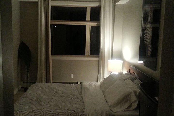 Room 7 of 82