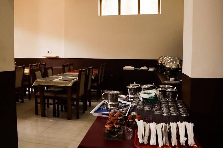 Dining 46 of 63