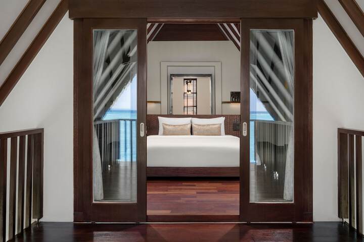 Room 55 of 196