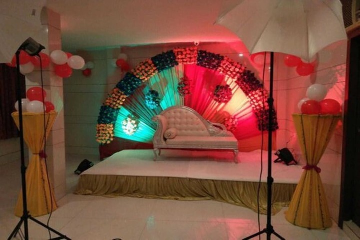 Ballroom/Hall 18 of 25