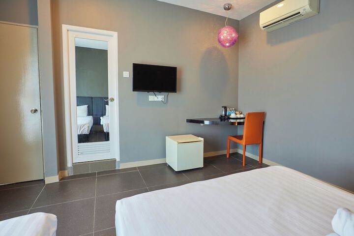 Room 20 of 87