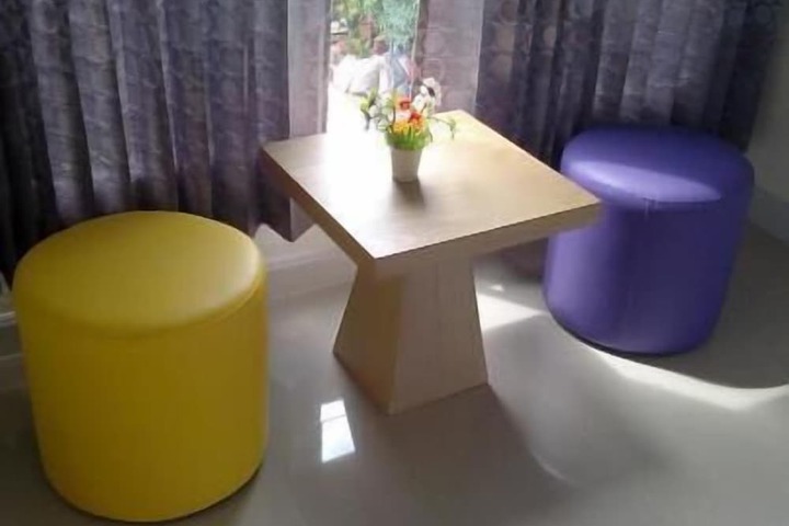 Room 35 of 69