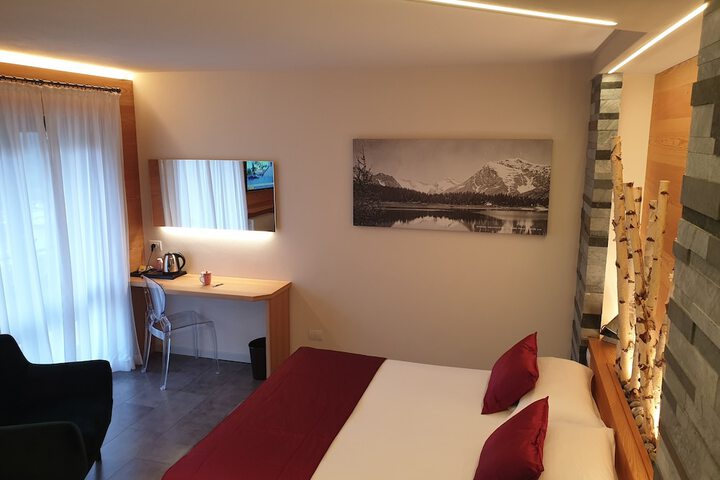 Room 15 of 43