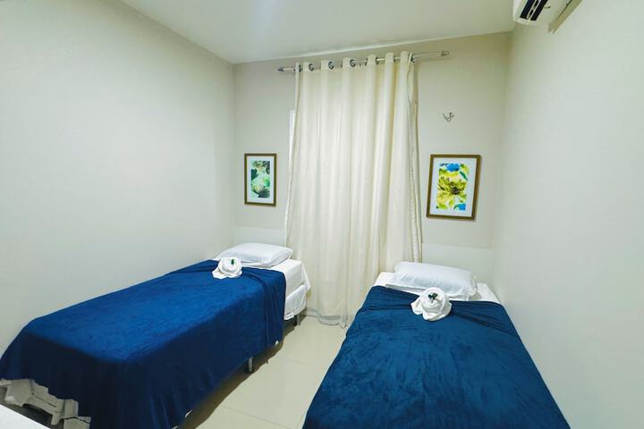 Room 27 of 223