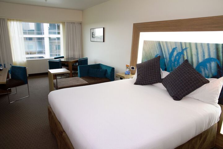 Room 8 of 61