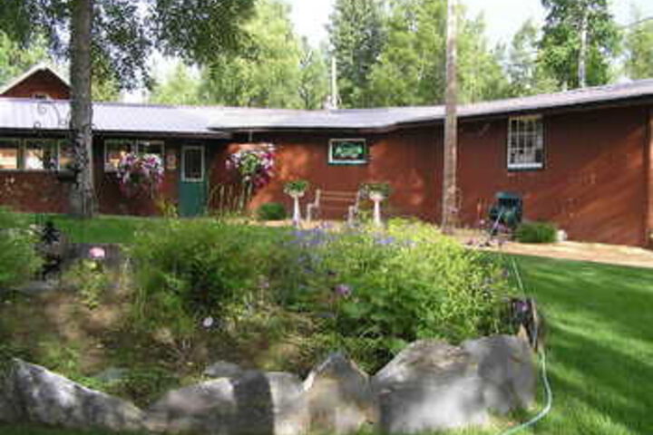 Hotel Exterior 20 of 71