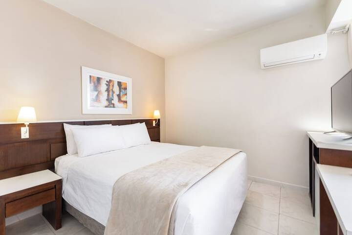 Room 8 of 31