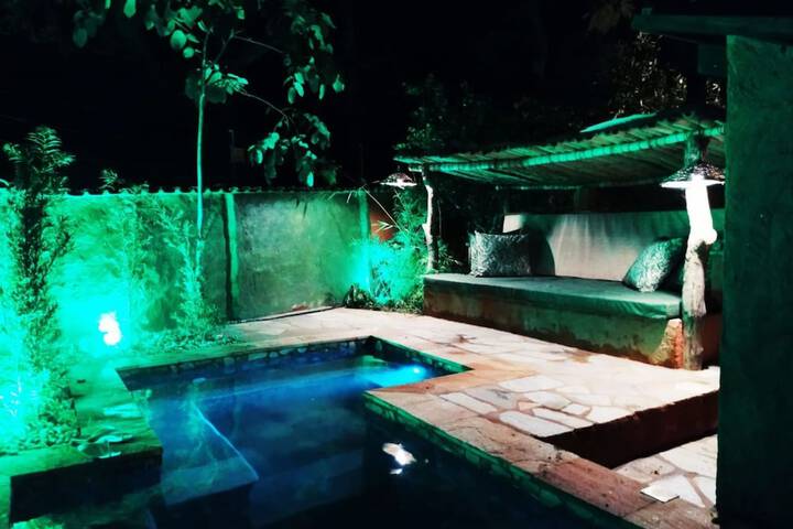 Pool 62 of 82