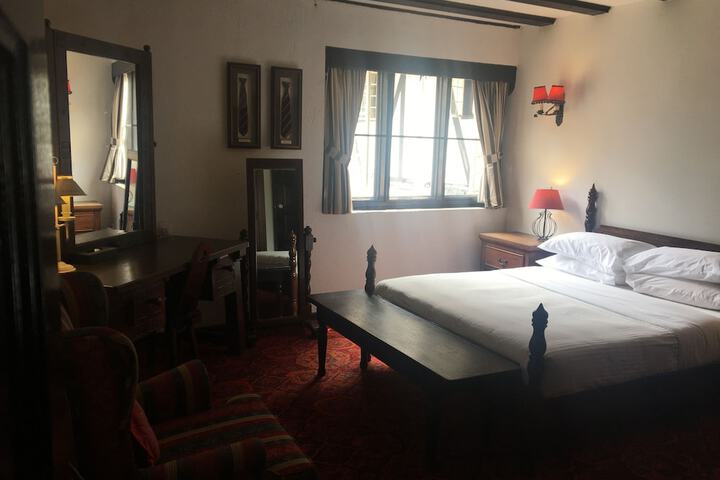 Room 10 of 56