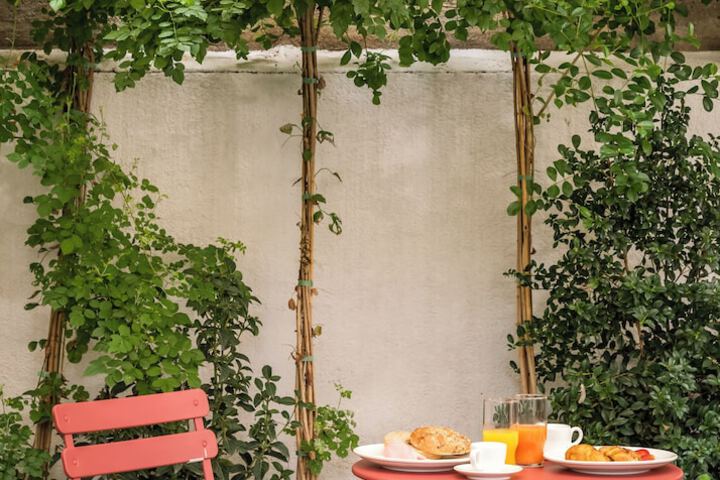 Terrace/Patio 48 of 49