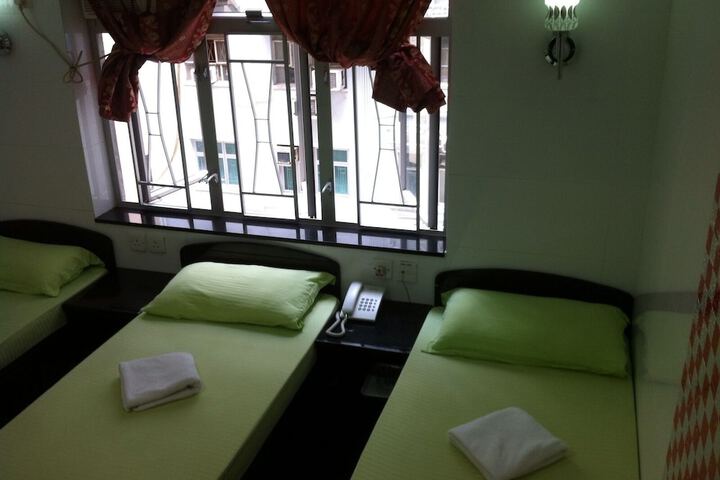 Room 5 of 43