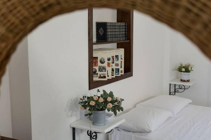 Room 12 of 60