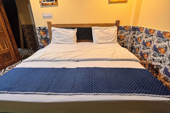 Room 14 of 30