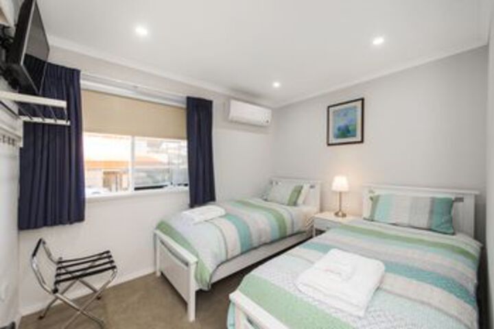 Room 14 of 31