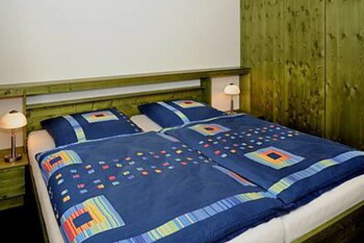 Room 17 of 22